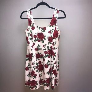 H&M sleeveless red floral dress